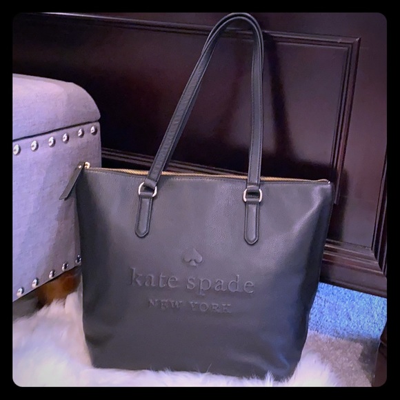 kate spade Handbags - KATE SPADE ♠️ Larchmont Avenue Logo Leather Tote